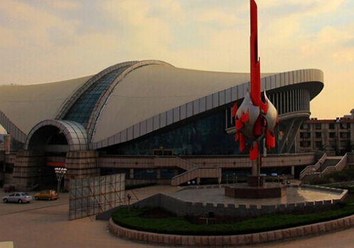 FTS卷轴式天棚帘,山东邹城体育馆